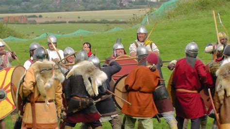 The Battle of Aylesford: A Clash Between Romano-British and Anglo-Saxon Kingdoms, Foreshadowing a Turbulent Transformation of Britain